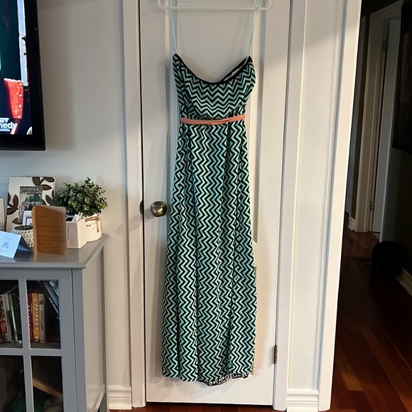 Strapless patterned dress - Picture 2 of 2